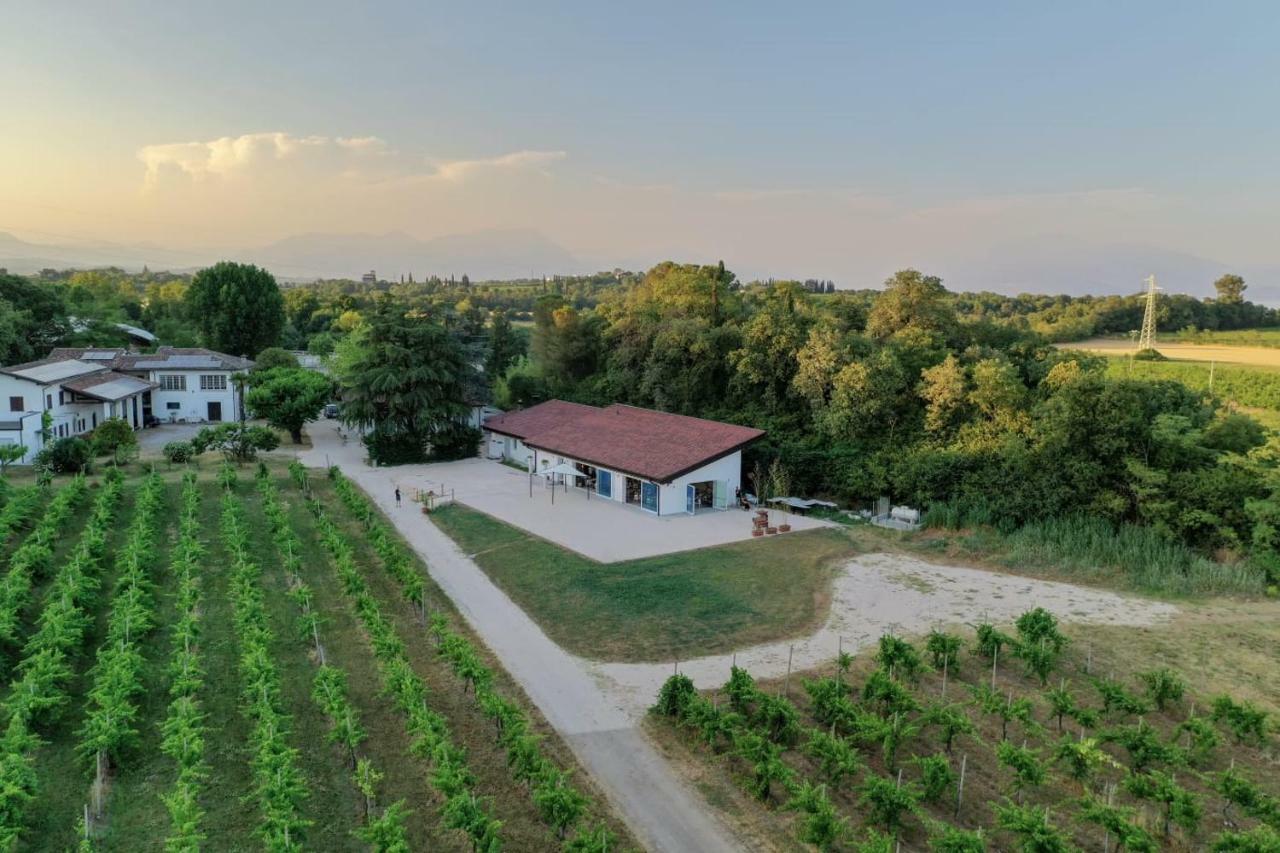 Agriturismo Il Rovere Lonato Exterior photo
